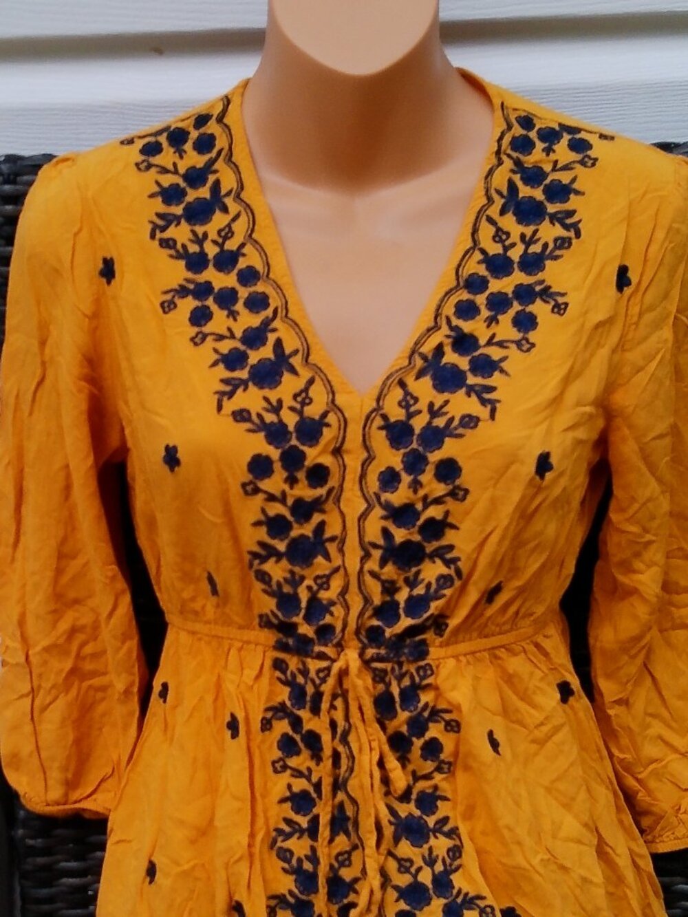ENTRO VINTAGE DRESS SIZE SMALL MUSTARD  AND BLUE GOOD CONDITION
